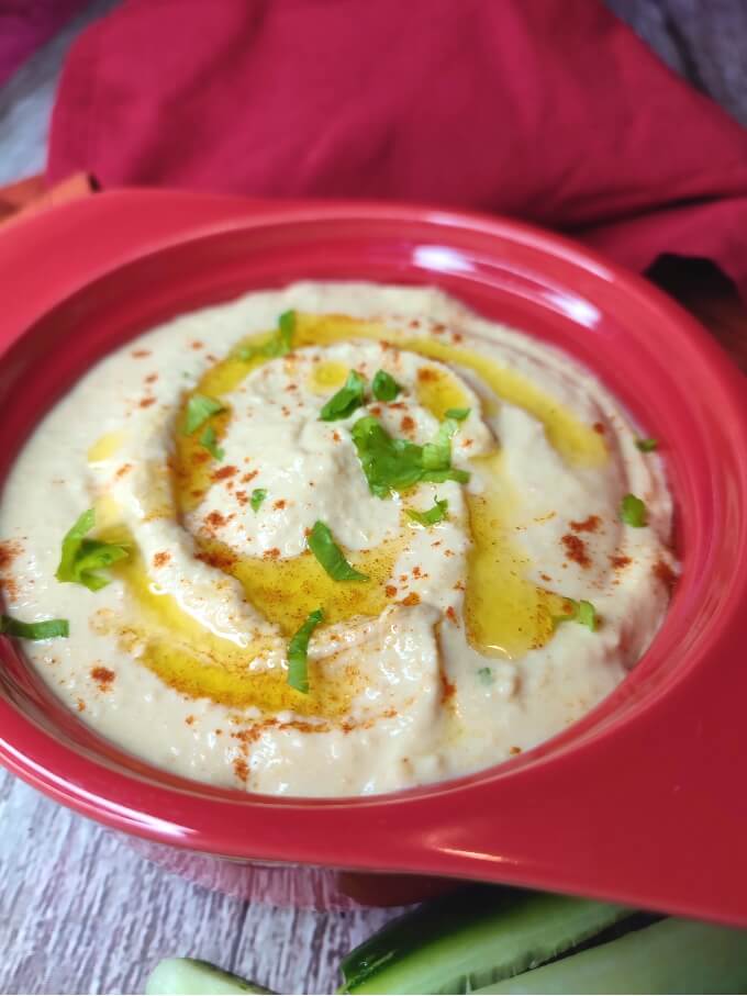 Creamy hummus in a bowl